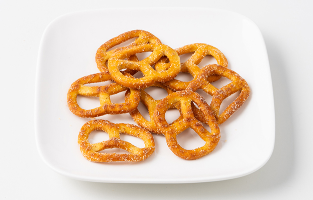 プレッツェルやみつきチェダーチーズ味