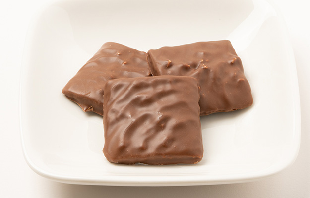 コンフェッティアーモンドチョコラングドシャ